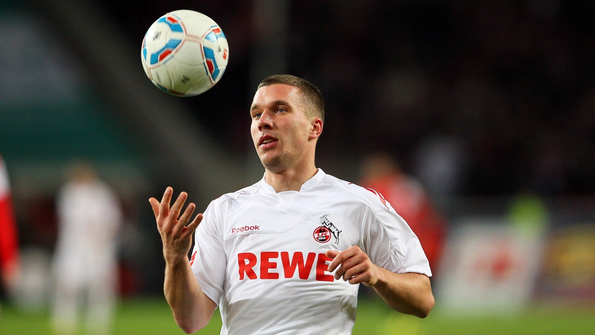 全国青少年“跨界融合”足球-篮球活动在成都引领新时尚,倡导多项运动结合